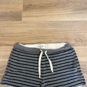 Abercrombie & Fitch Gray Striped Women's Shorts